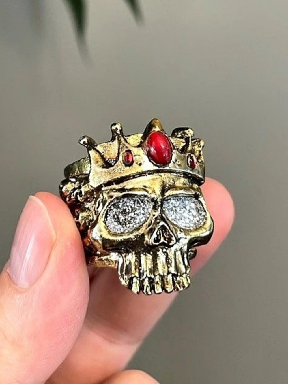Vintage Halloween Costume Ring Skull Crown Statement Ring in Gold-Tone Pirate